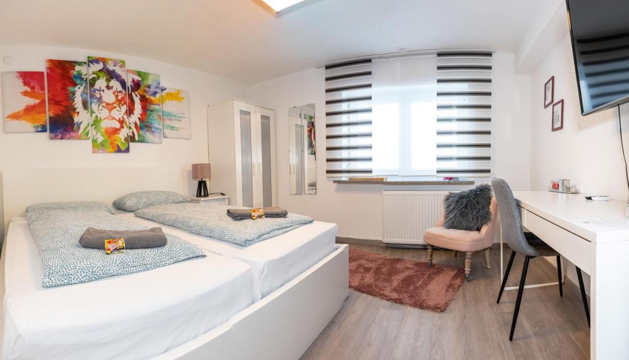 #3 Bequemes Zimmer Mit Pool Und Garten Memmingen Exterior foto